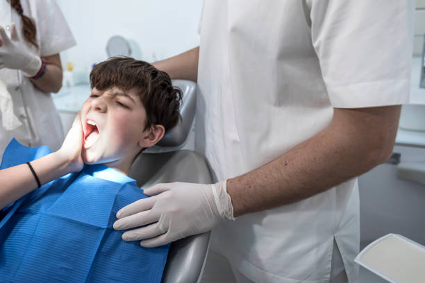 Best Emergency Wisdom Teeth Removal in Newburg, WI