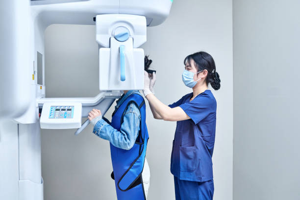 Best Pediatric Emergency Dentist in Newburg, WI